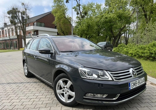 Volkswagen Passat cena 33900 przebieg: 244500, rok produkcji 2012 z Malbork małe 172